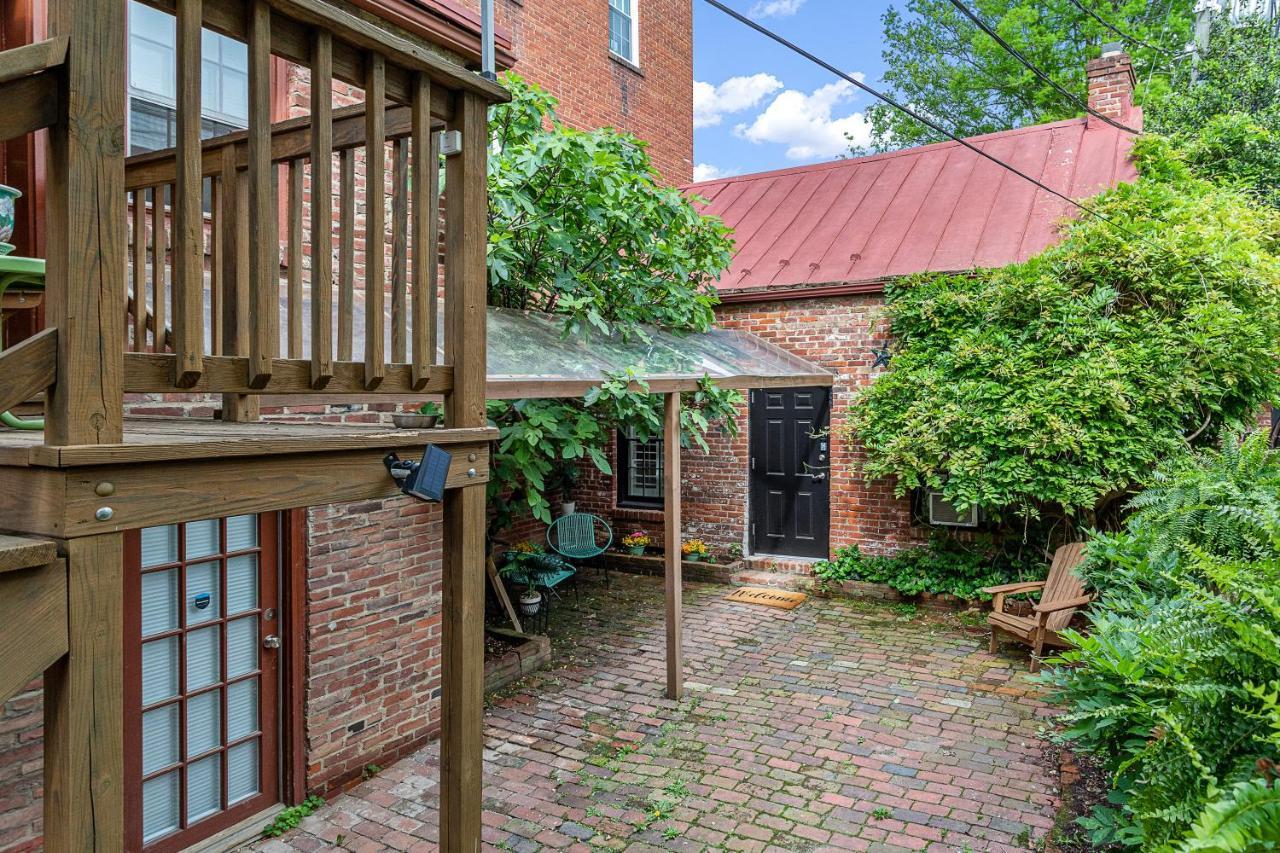 Private Loft Carriage House Walk Score 95 Alexandria Kültér fotó